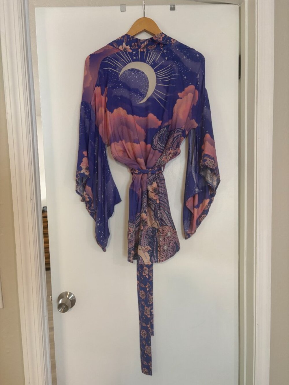 NWOT Spell & The Gypsy Collective Luna Short Robe Kimono Boho Floral Size S/M - Picture 5 of 10
